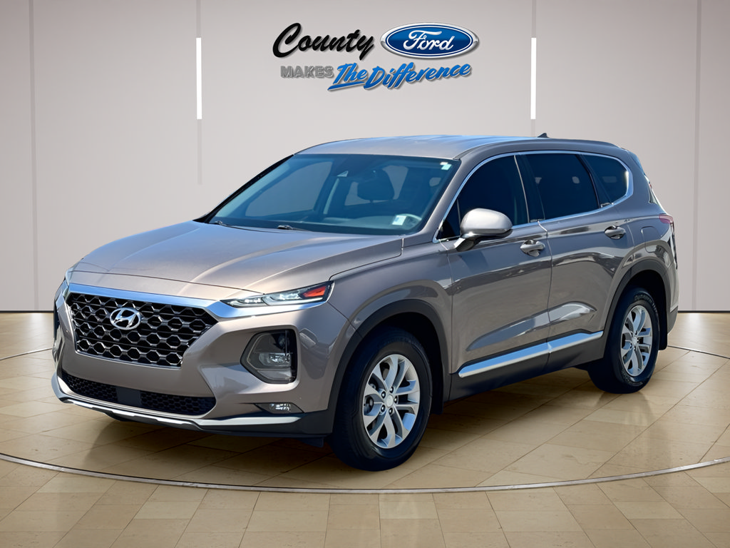 Used 2020 Hyundai Santa Fe SEL FWD image 2