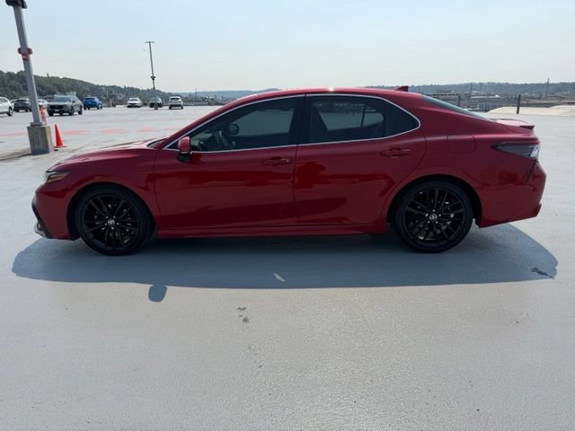 Used 2022 Toyota Camry XSE w/ Navigation Upgrade Package FWD image 6