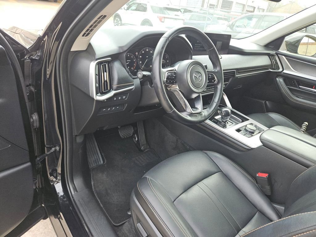 Used 2025 MAZDA CX-90 3.3 Turbo w/ Premium Sport Pkg image 13