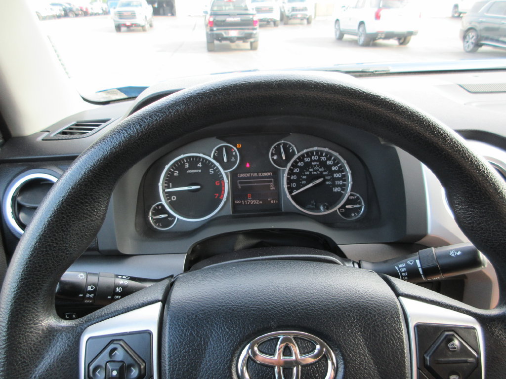 Used 2016 Toyota Tundra SR5 w/ SR5 Upgrade Package AWD/4WD image 26