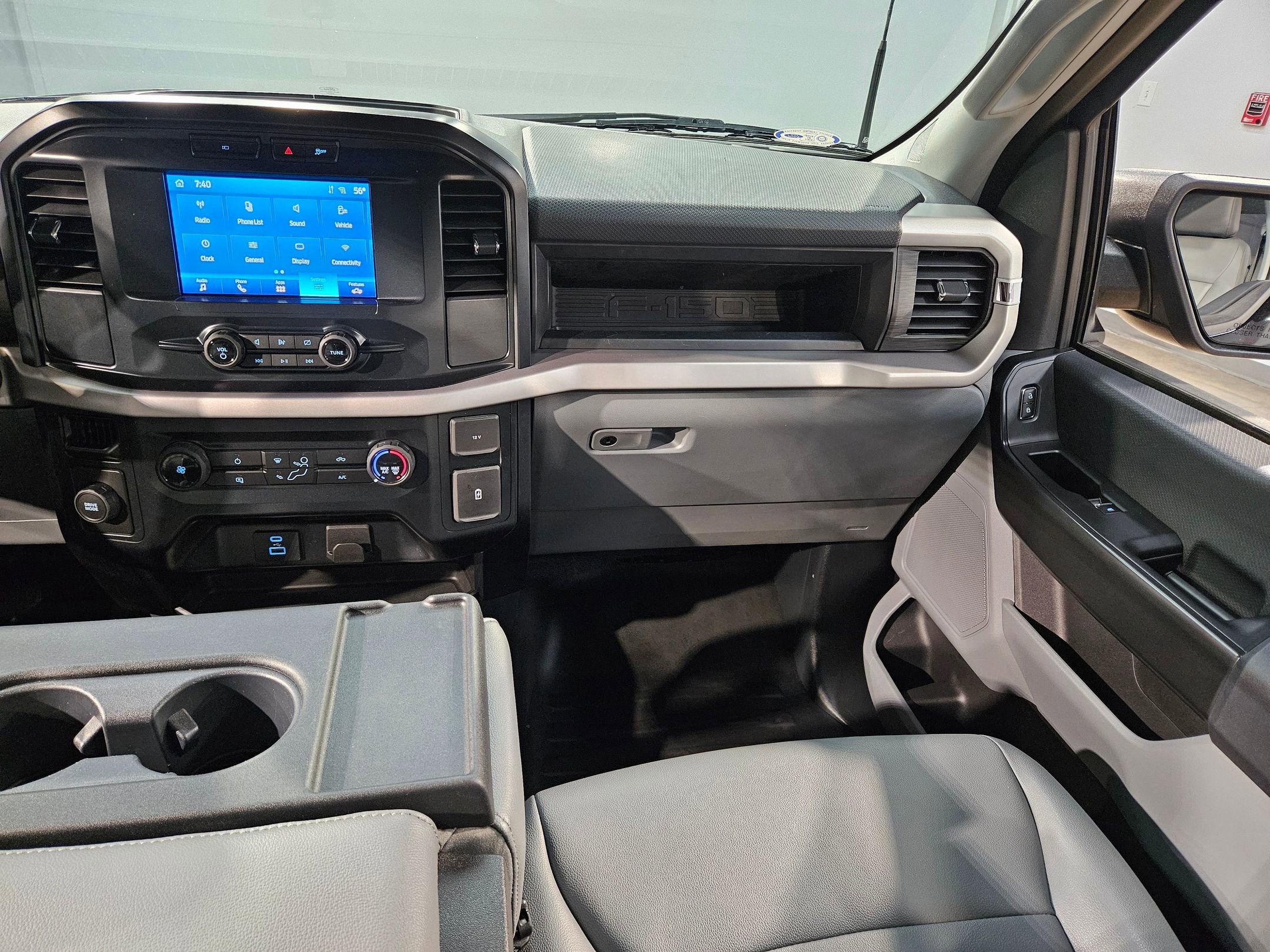 Used 2022 Ford F150 XL w/ Equipment Group 101A High RWD image 11