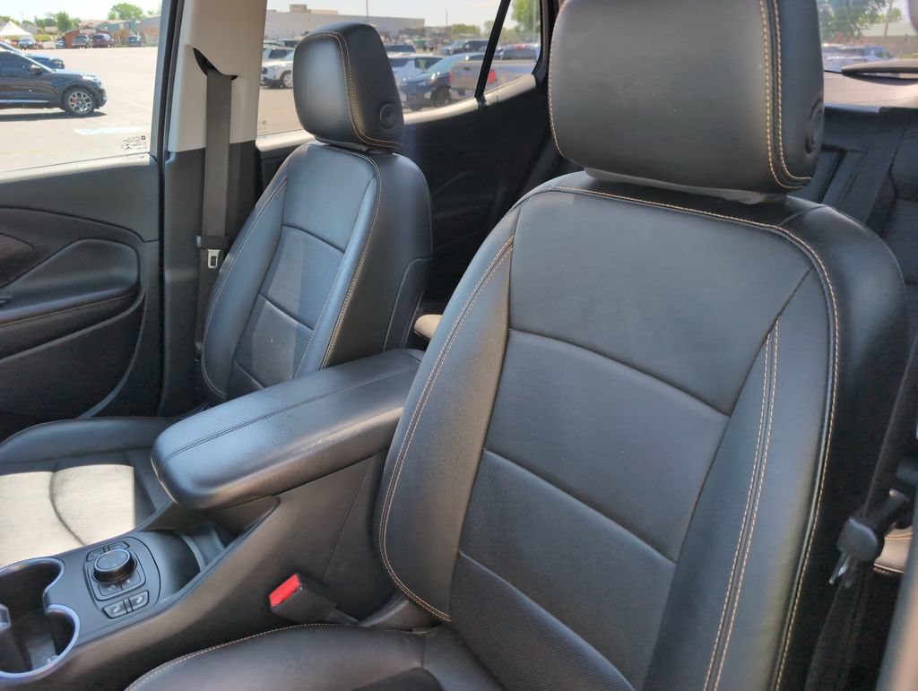 Used 2020 GMC Terrain SLT w/ Preferred Package AWD/4WD image 16