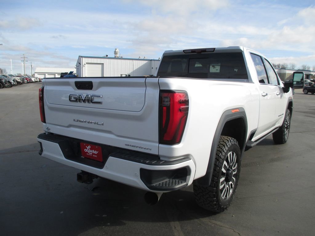 Used 2024 GMC Sierra 3500 Denali Ultimate image 7