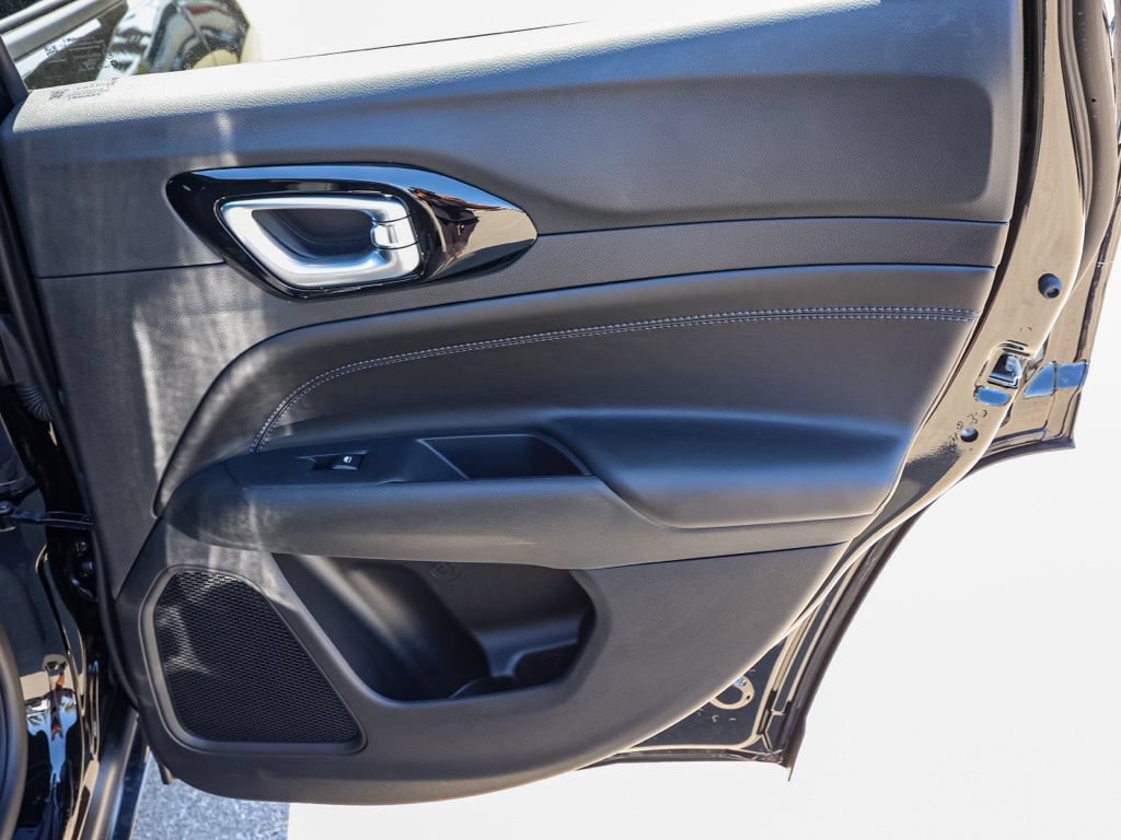 New 2026 Jeep Compass Latitude AWD/4WD image 19