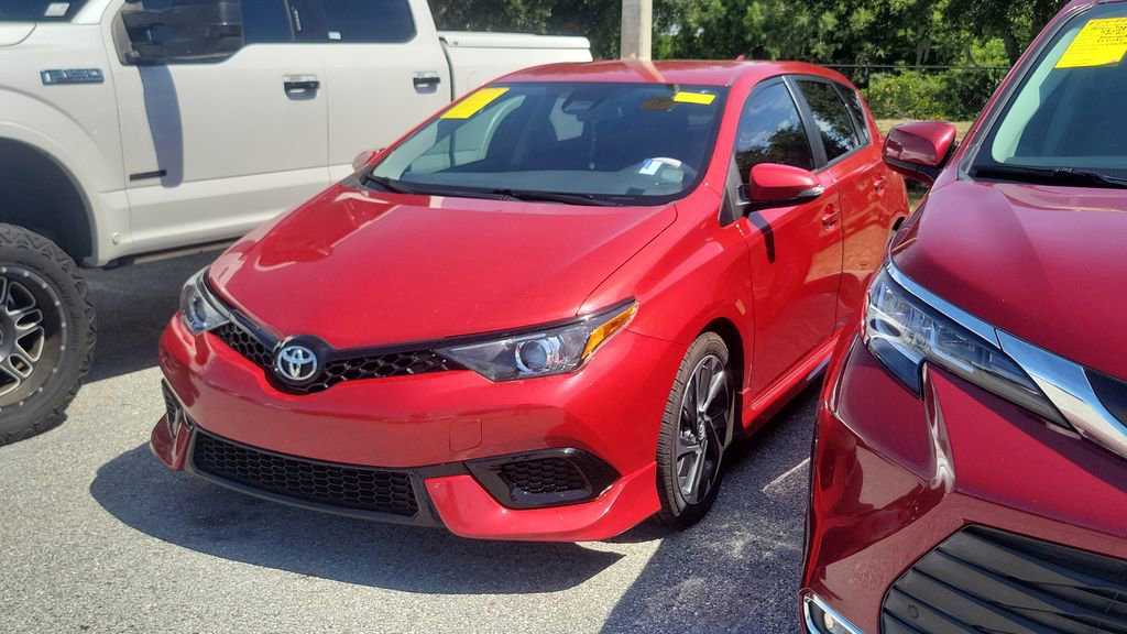 Used 2017 Toyota Corolla iM FWD image 2