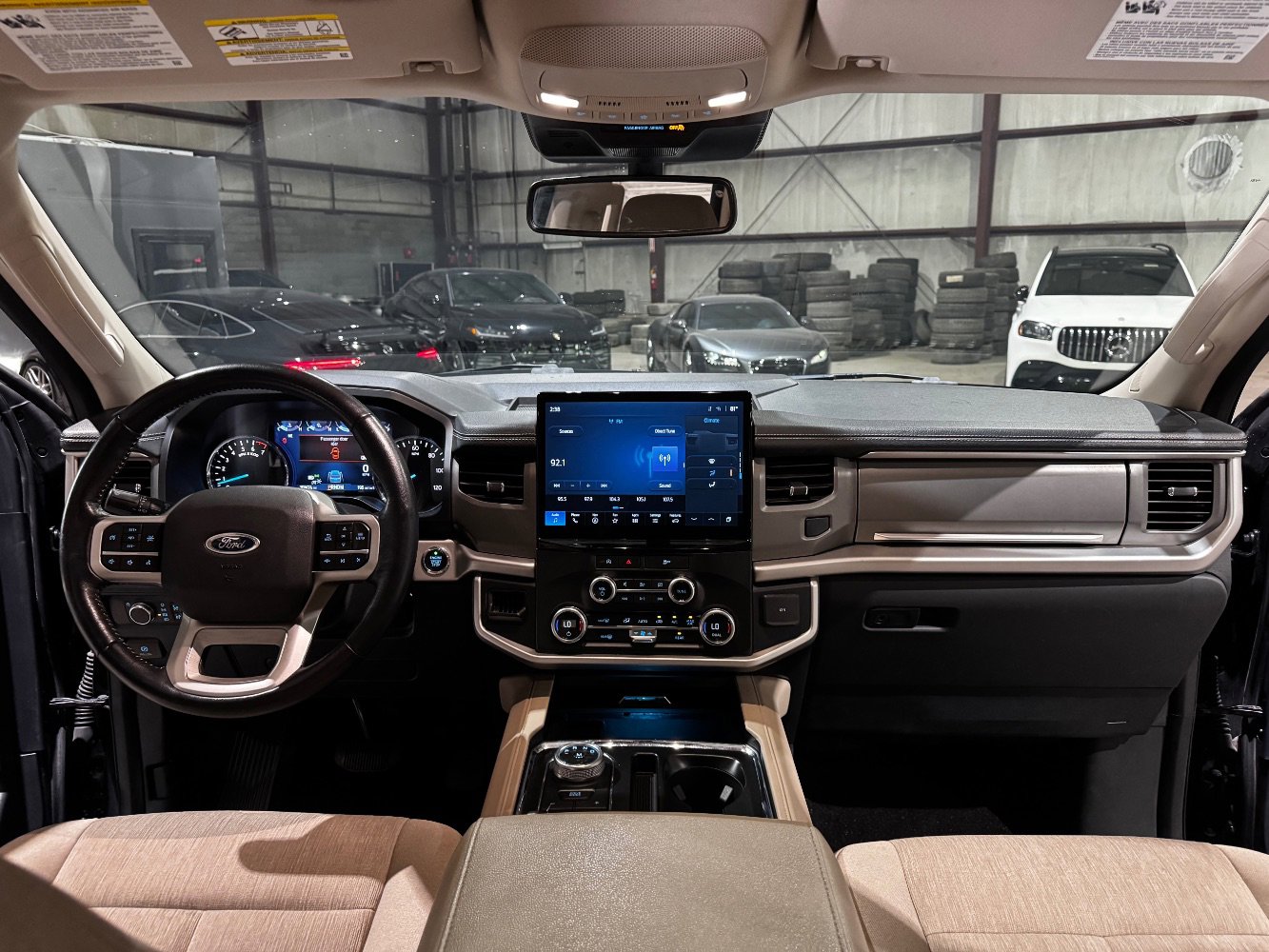 Used 2022 Ford Expedition Max XLT image 28