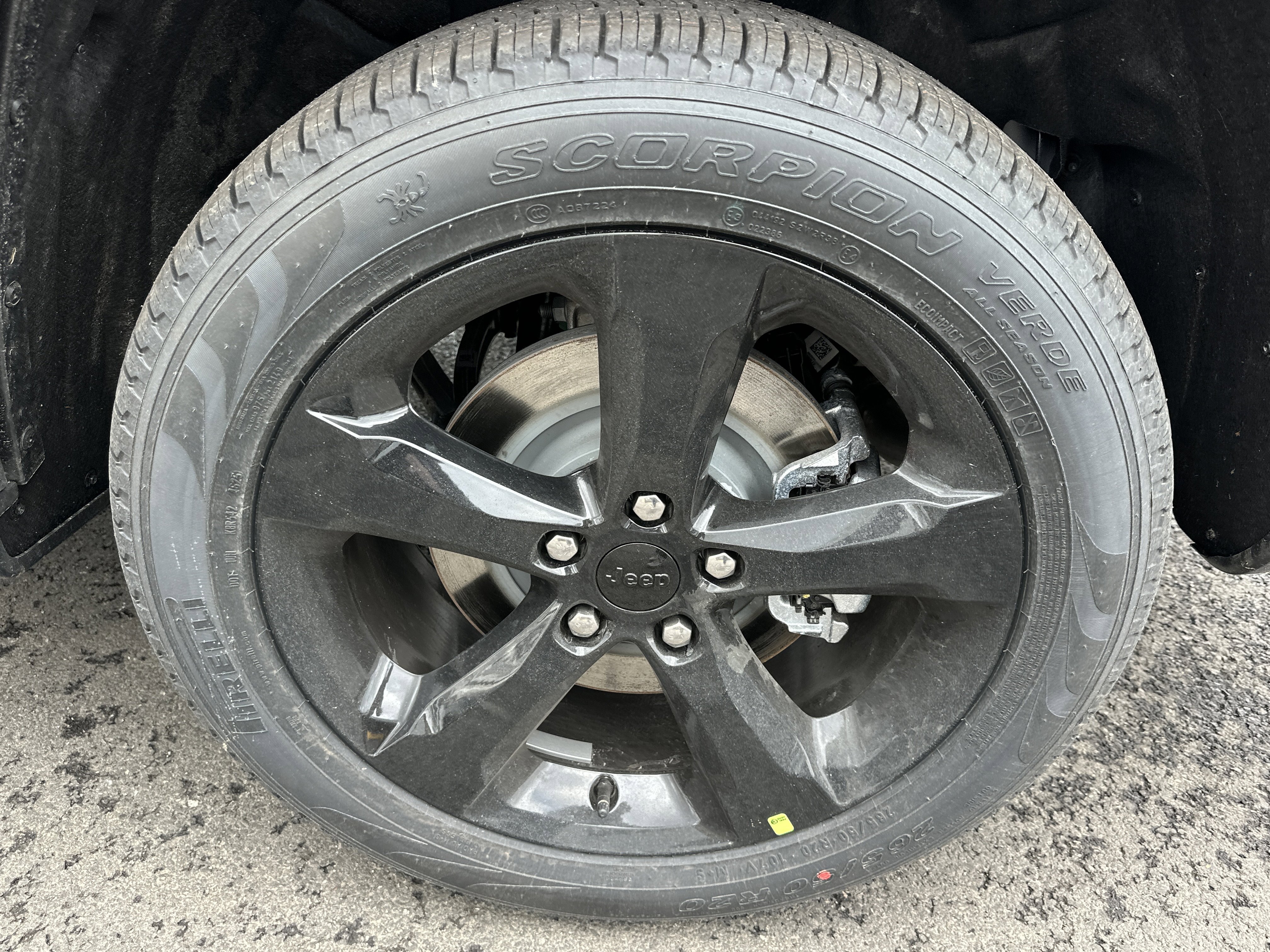 New 2026 Jeep Grand Cherokee L Limited w/ Limited Altitude Package image 34