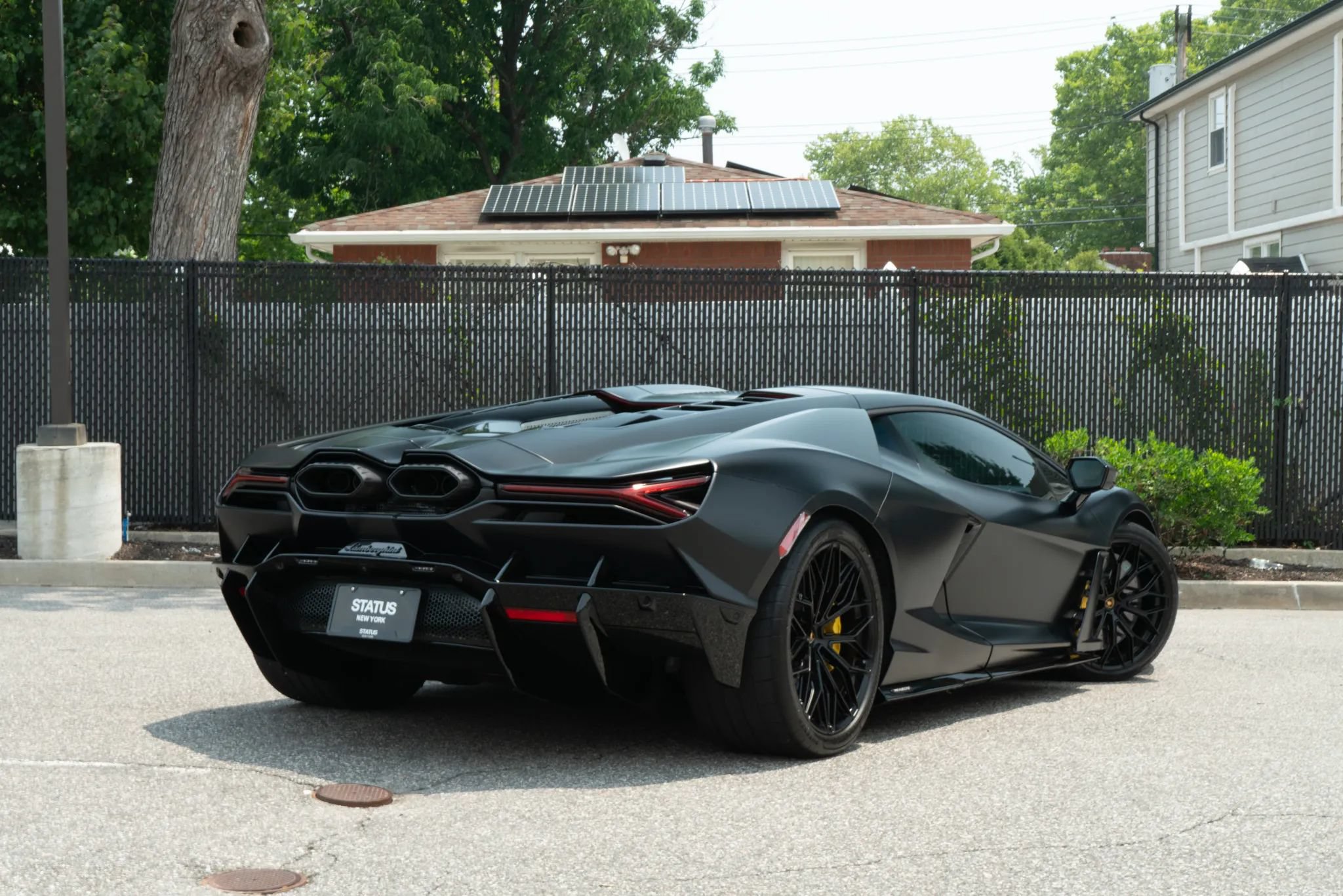 Used 2024 Lamborghini Revuelto AWD/4WD image 10
