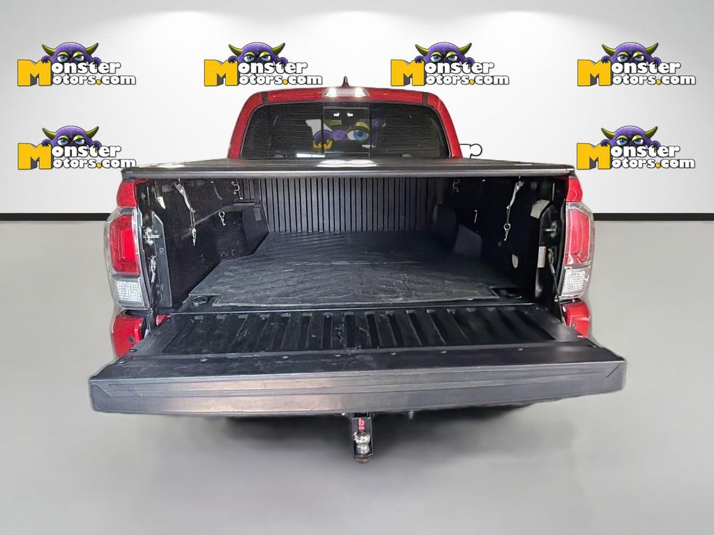 Used 2021 Toyota Tacoma TRD Sport w/ Technology Package image 27