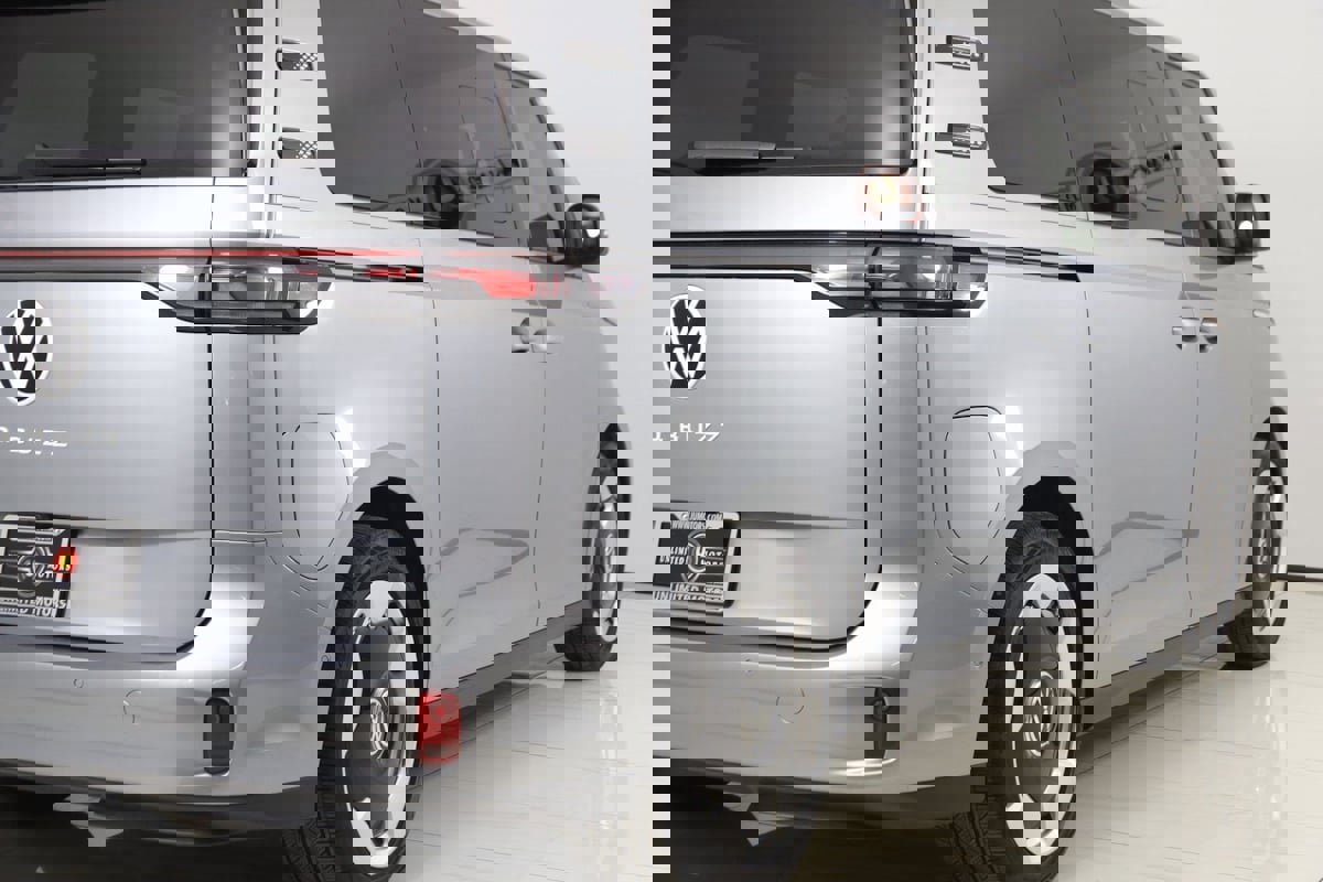 Used 2025 Volkswagen ID. Buzz Pro S image 55