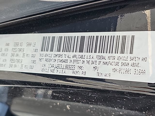 Used 2018 Jeep Wrangler Sahara AWD/4WD image 33