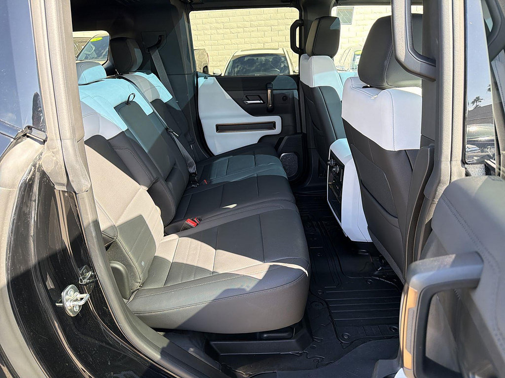 Used 2024 GMC Hummer EV 2X w/ Extreme Off-Road Package AWD/4WD image 26