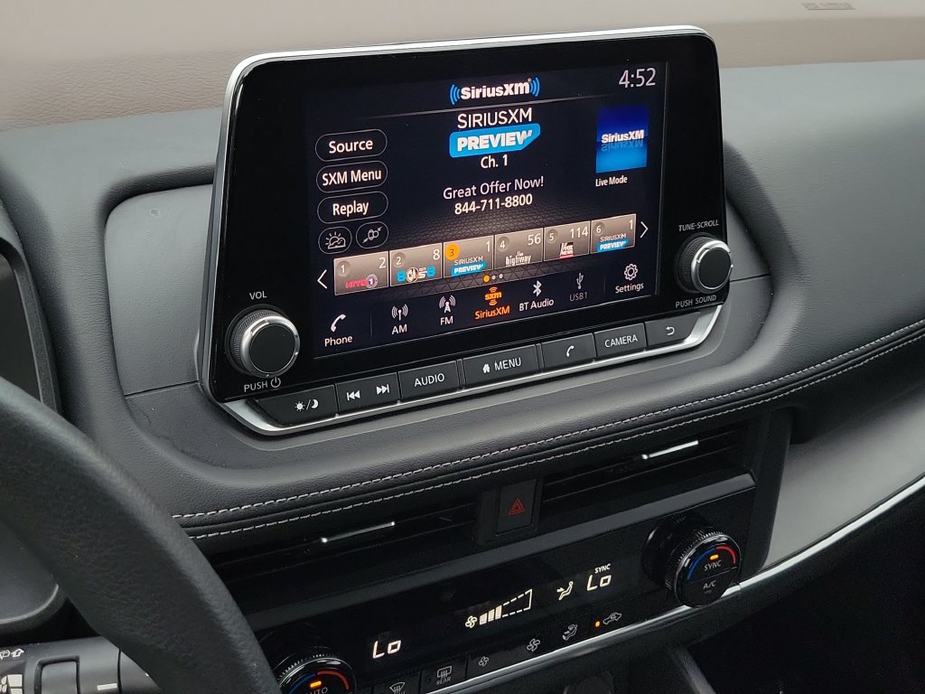 Certified 2023 Nissan Rogue SV FWD image 26