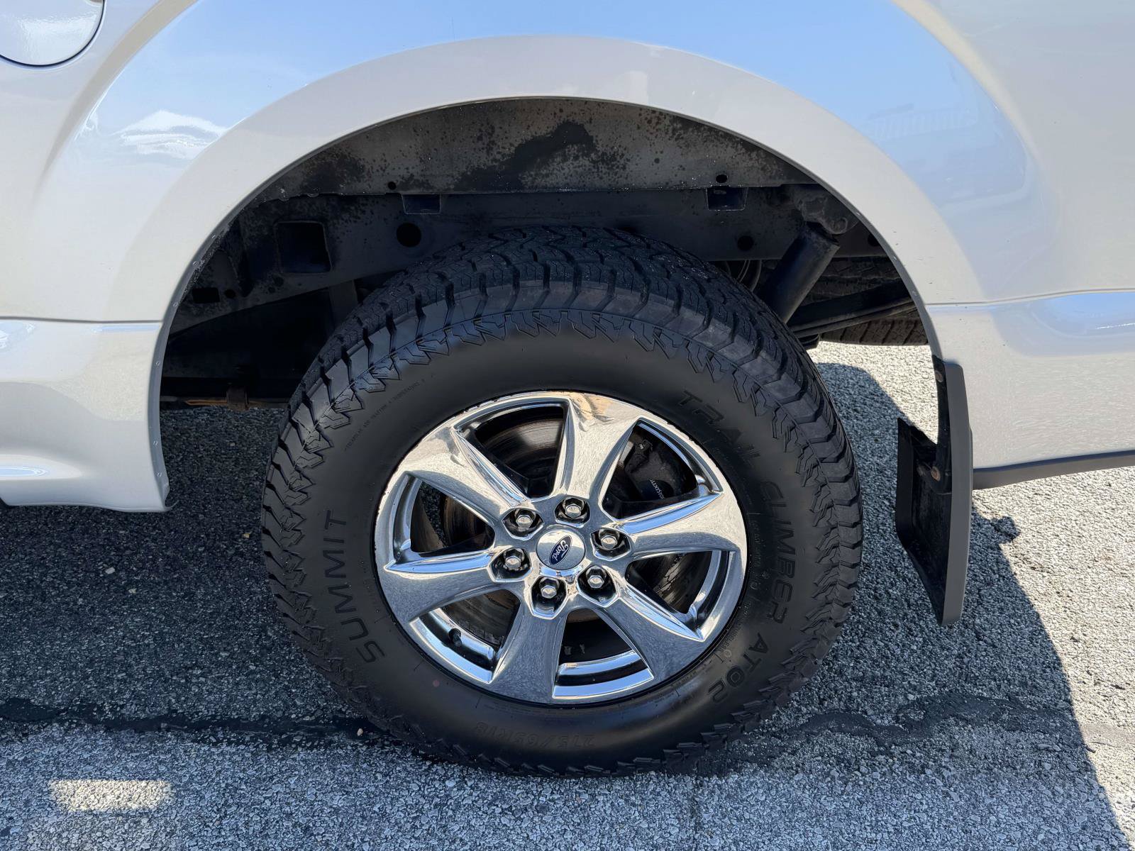 Used 2019 Ford F150 XLT w/ Equipment Group 302A Luxury AWD/4WD image 32