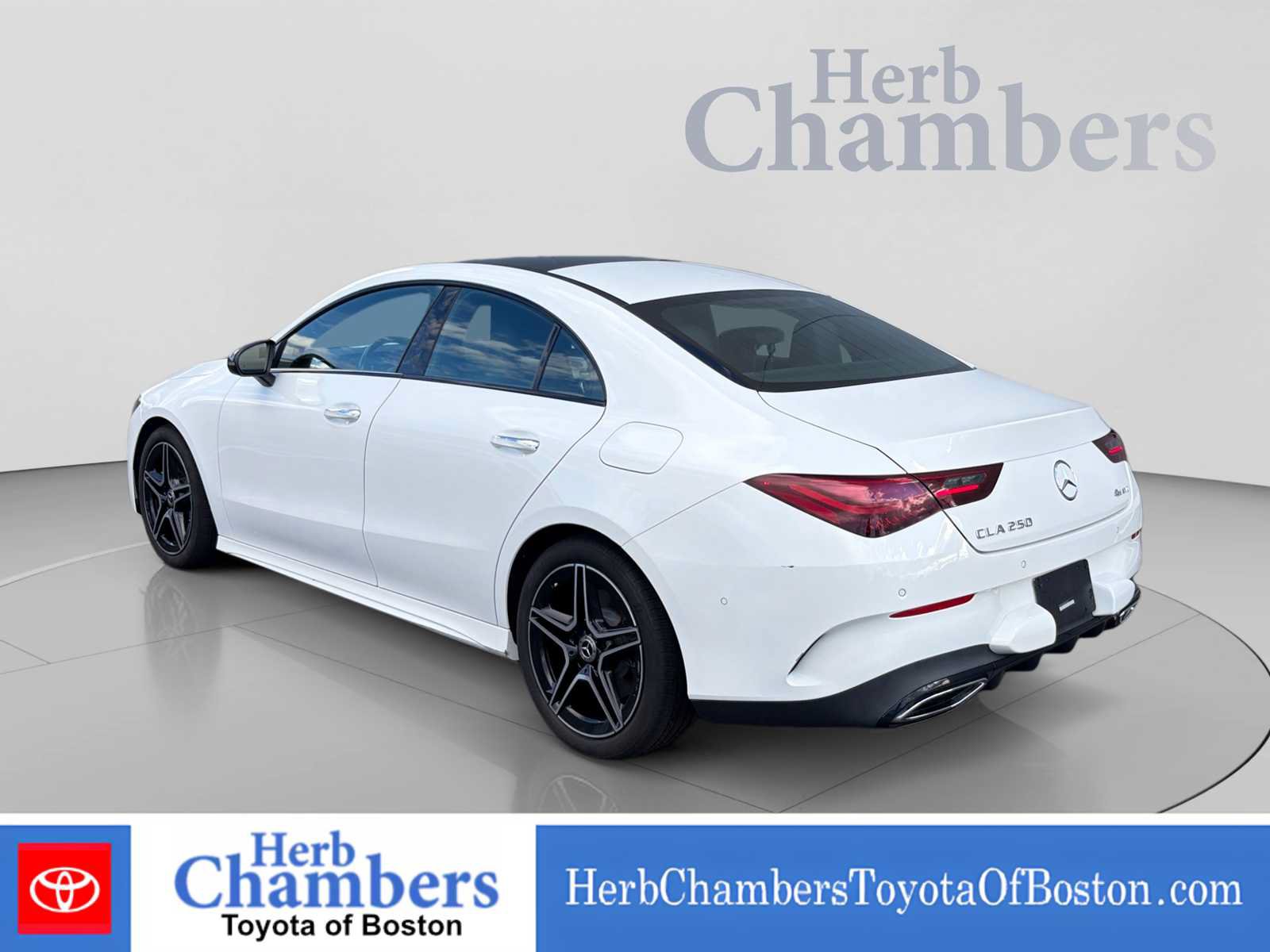 Used 2024 Mercedes-Benz CLA 250 4MATIC image 3