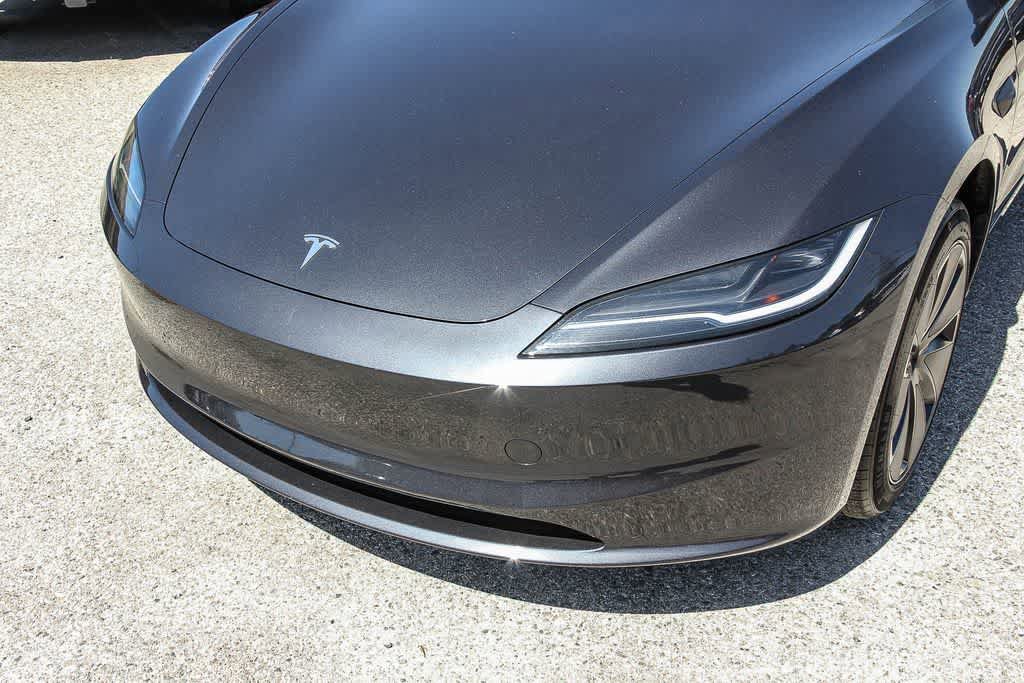 Used 2025 Tesla Model 3 Long Range RWD image 8