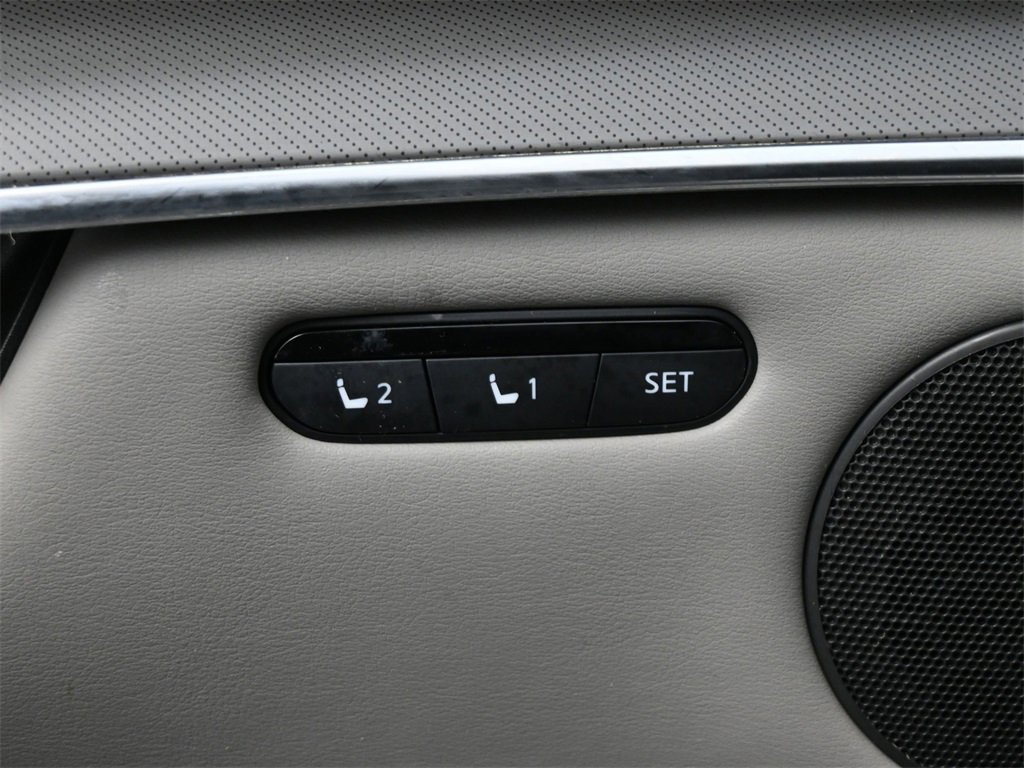 Used 2023 INFINITI QX50 Luxe image 5