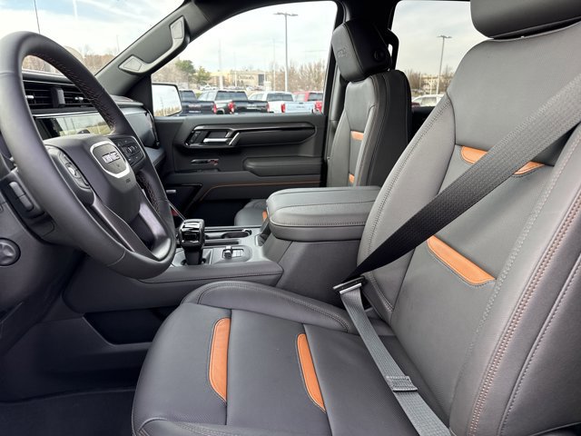 New 2026 GMC Sierra 1500 AT4 w/ AT4 Premium Package image 5