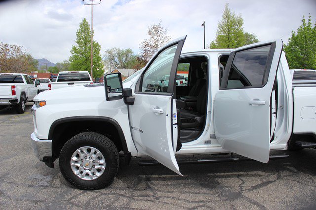 Used 2021 Chevrolet Silverado 2500 LT w/ Fleet Comfort Package image 11