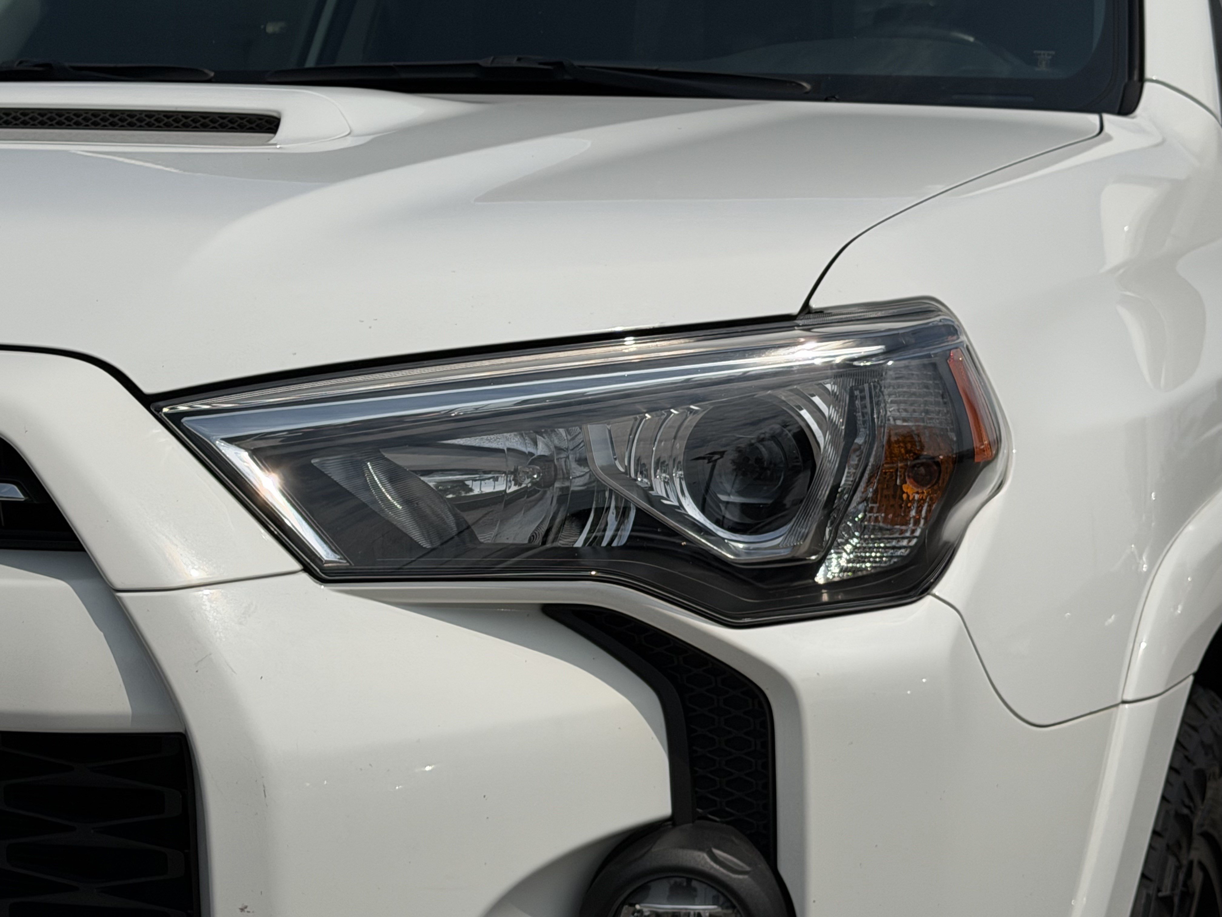 Used 2023 Toyota 4Runner TRD Off-Road Premium w/ Moonroof Package AWD/4WD image 6