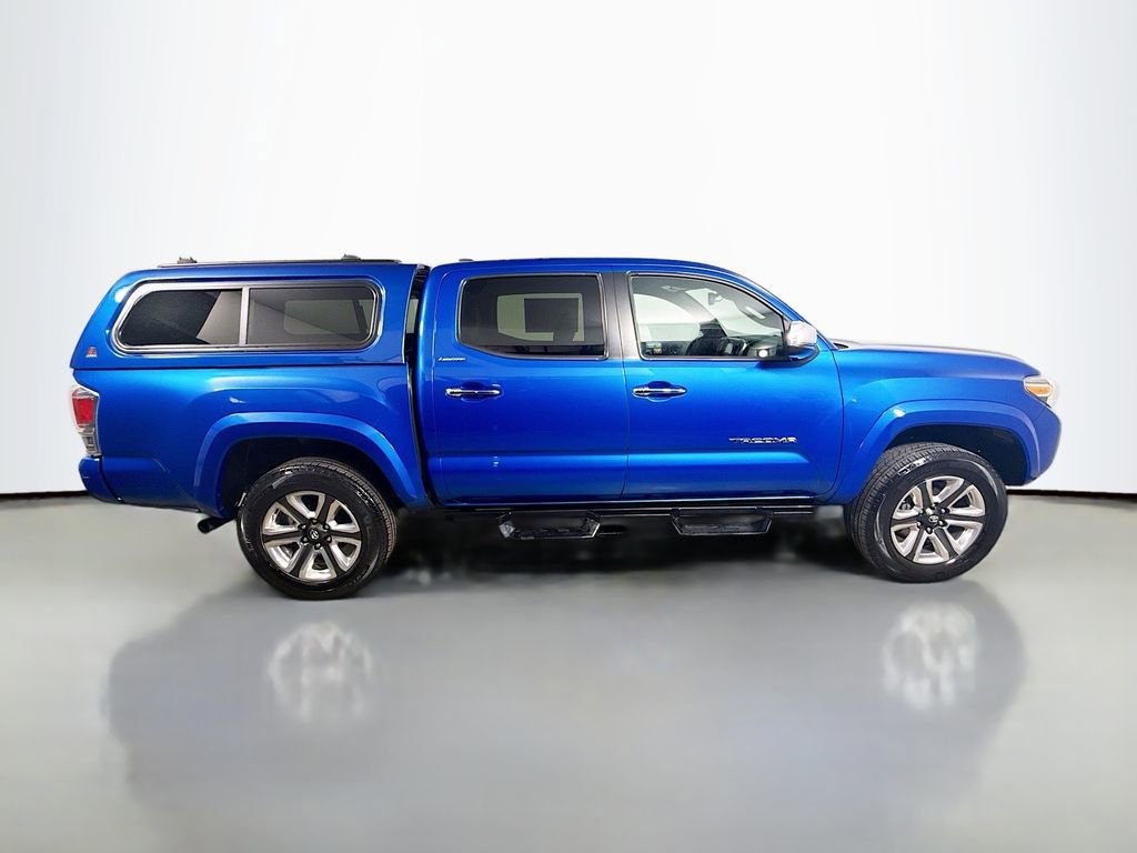 Used 2018 Toyota Tacoma Limited image 8