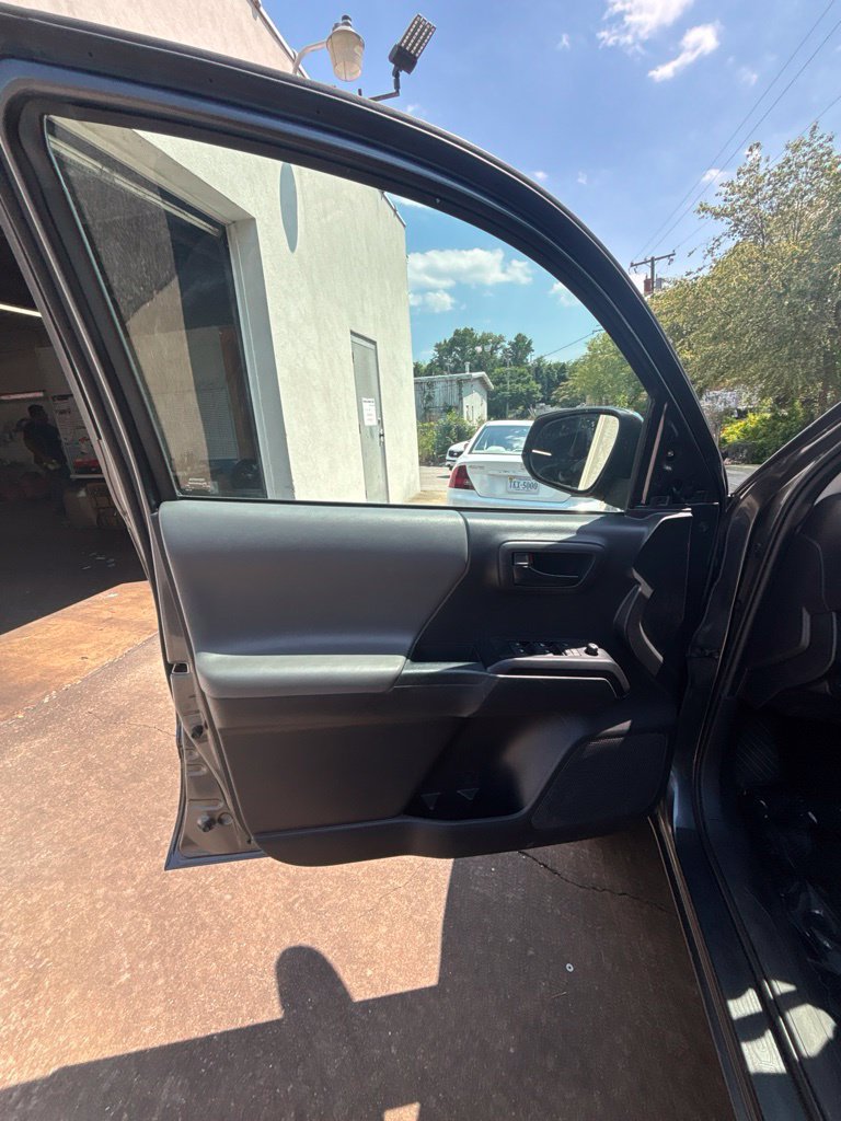 Used 2023 Toyota Tacoma SR AWD/4WD image 13