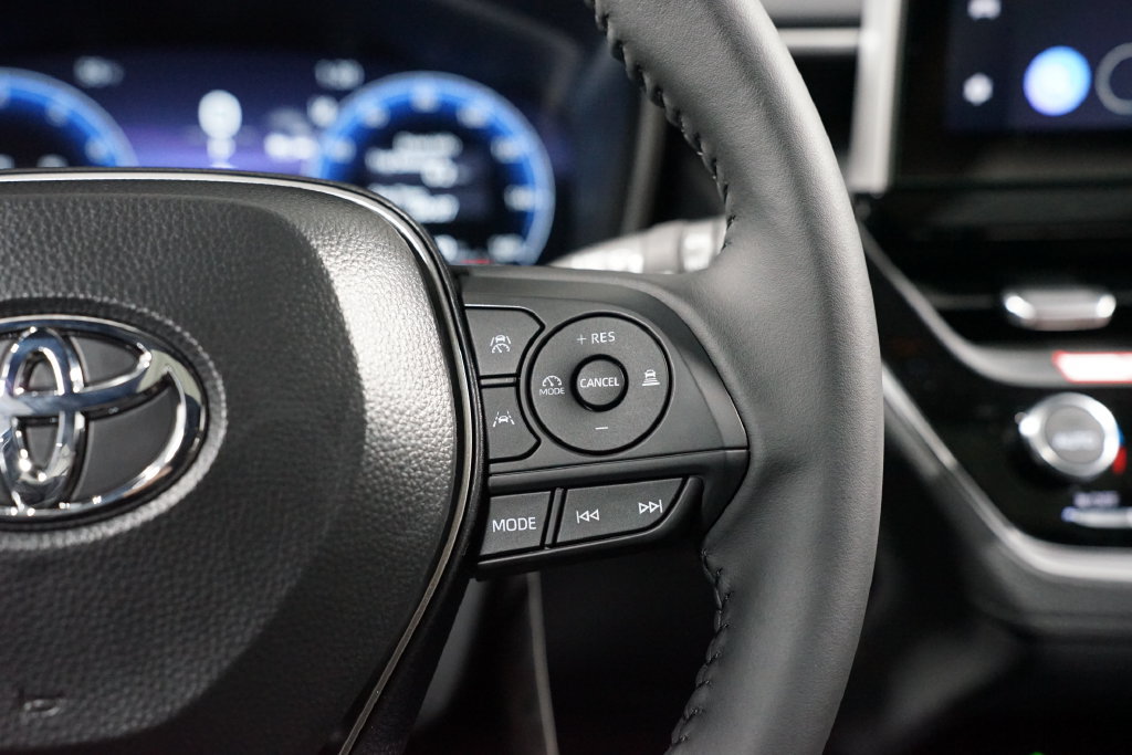 New 2026 Toyota Corolla Cross XLE FWD image 12