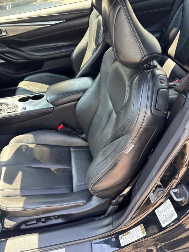 Used 2017 INFINITI Q60 3.0t w/ Premium Plus Package 3.0T AWD/4WD image 15