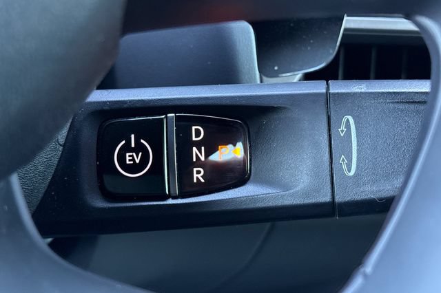 Certified 2024 Kia EV9 Light Long Range RWD image 29