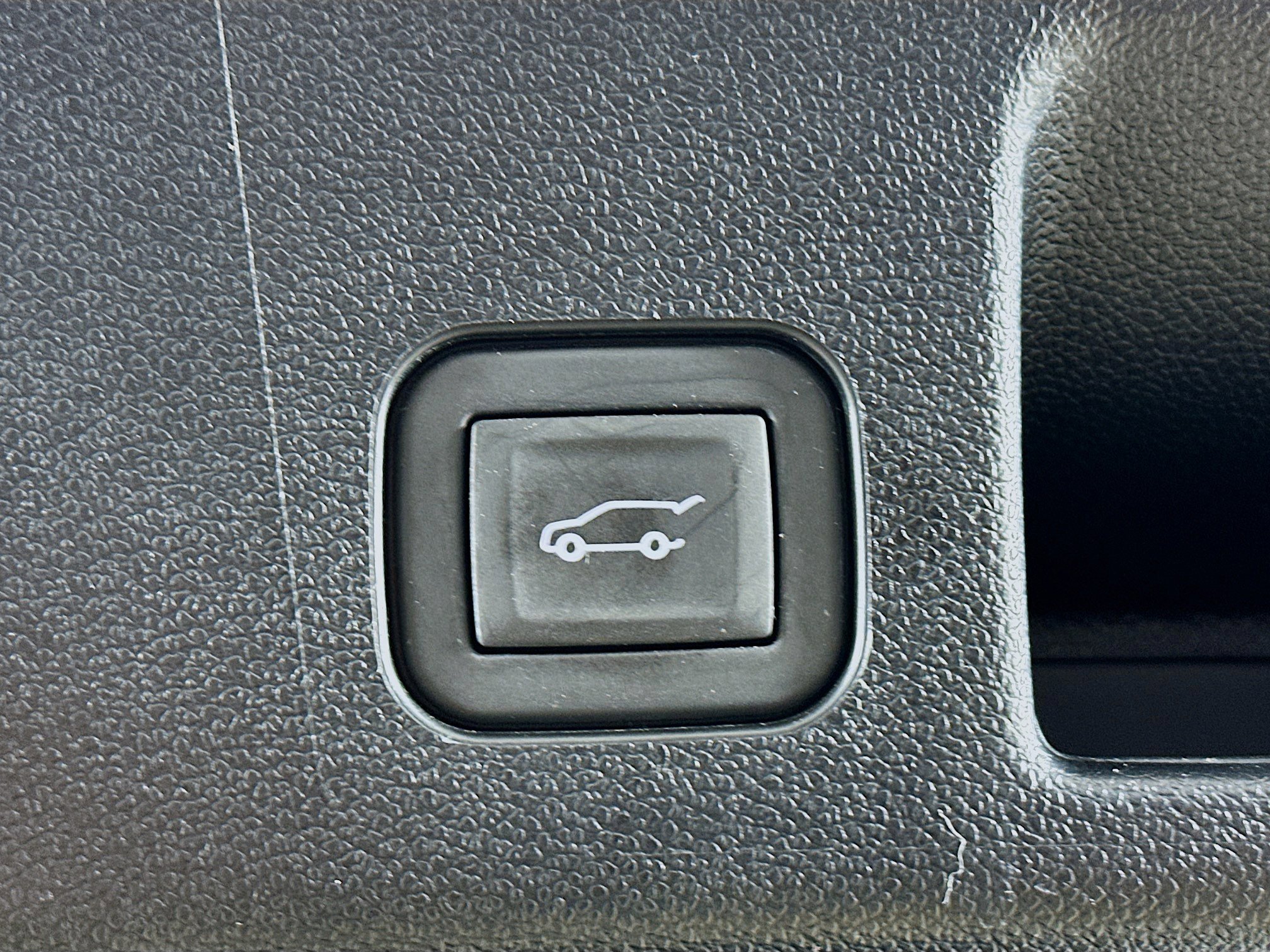 Used 2025 Chevrolet Equinox EV LT image 29