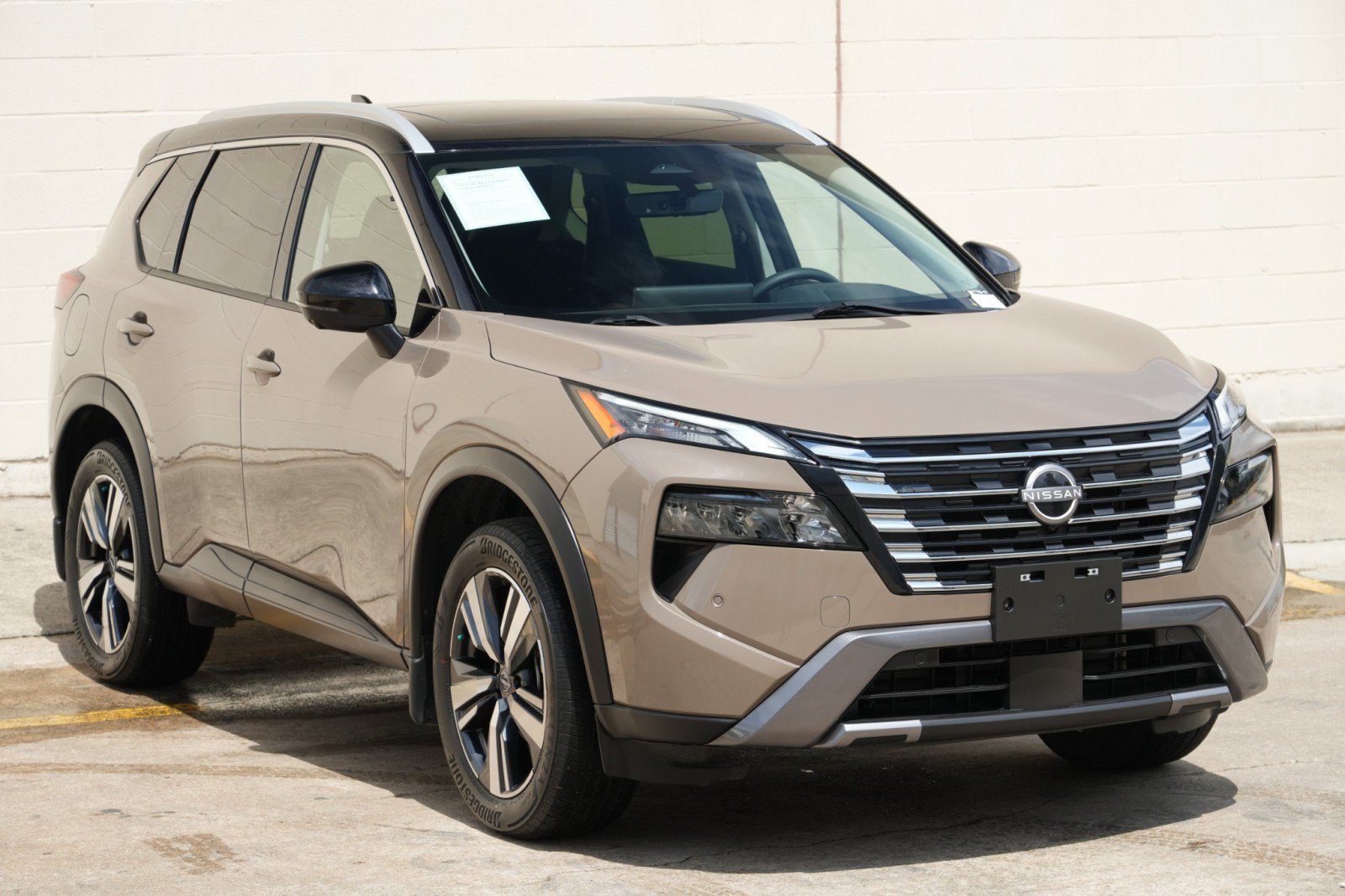 Used 2024 Nissan Rogue SL w/ SL Premium Package FWD image 54