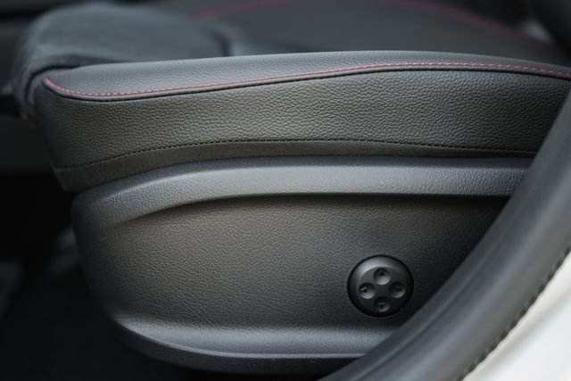 New 2025 Mercedes-Benz CLA 35 AMG 4MATIC image 35