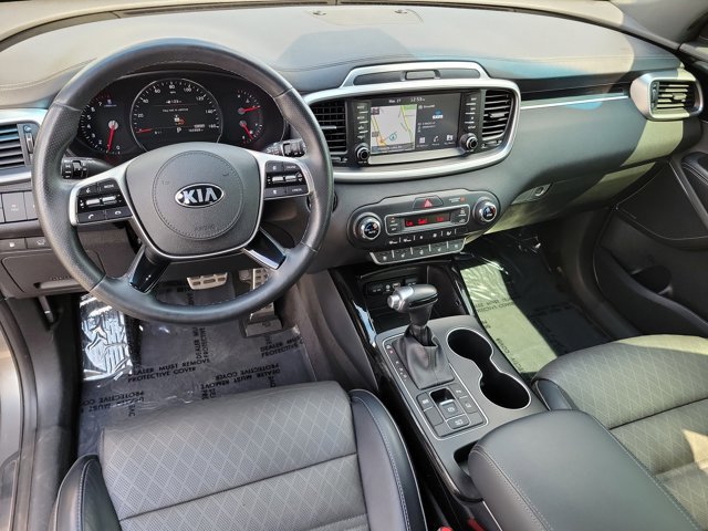 Used 2019 Kia Sorento SX image 17