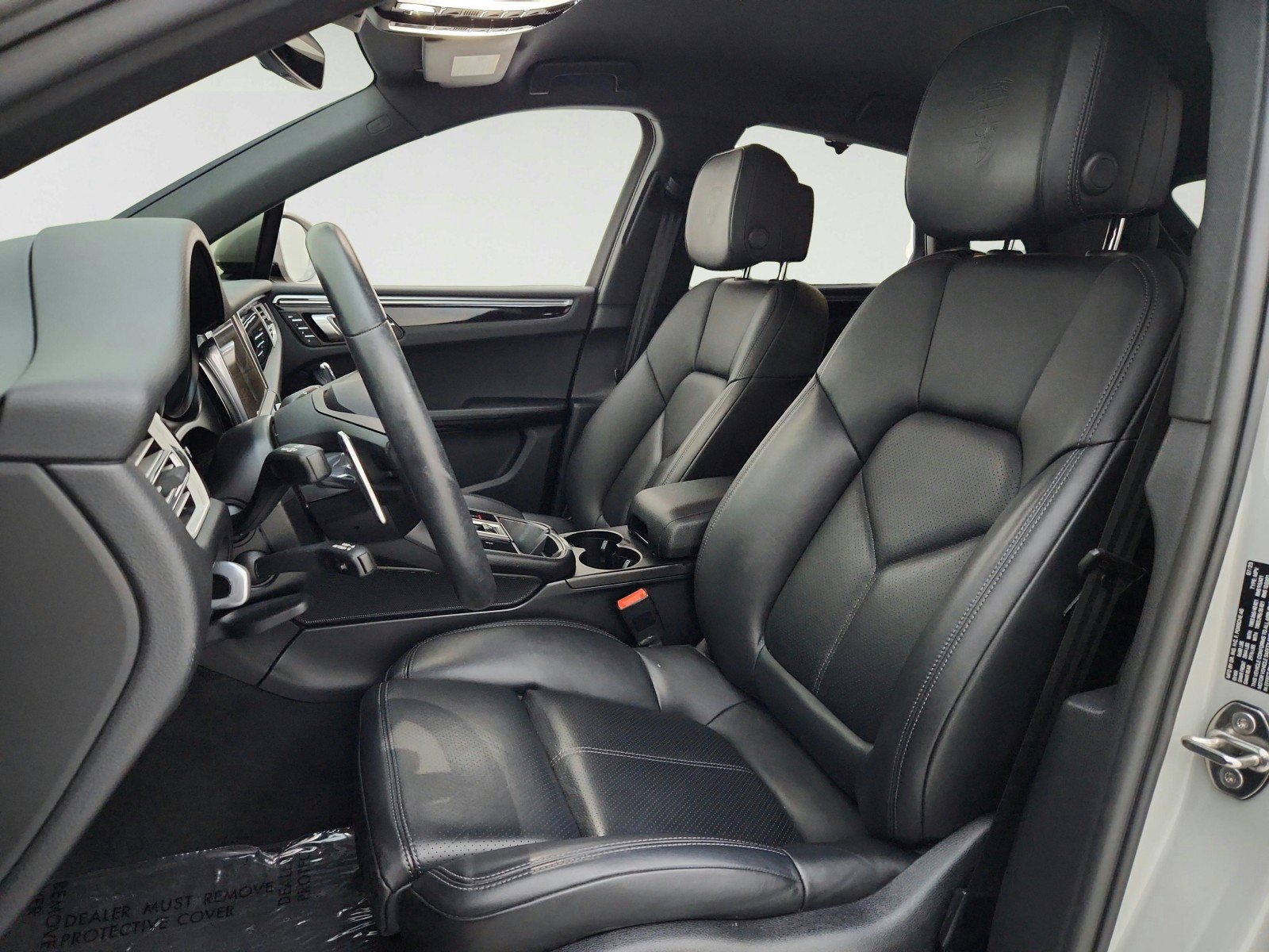 Used 2024 Porsche Macan S AWD/4WD image 17