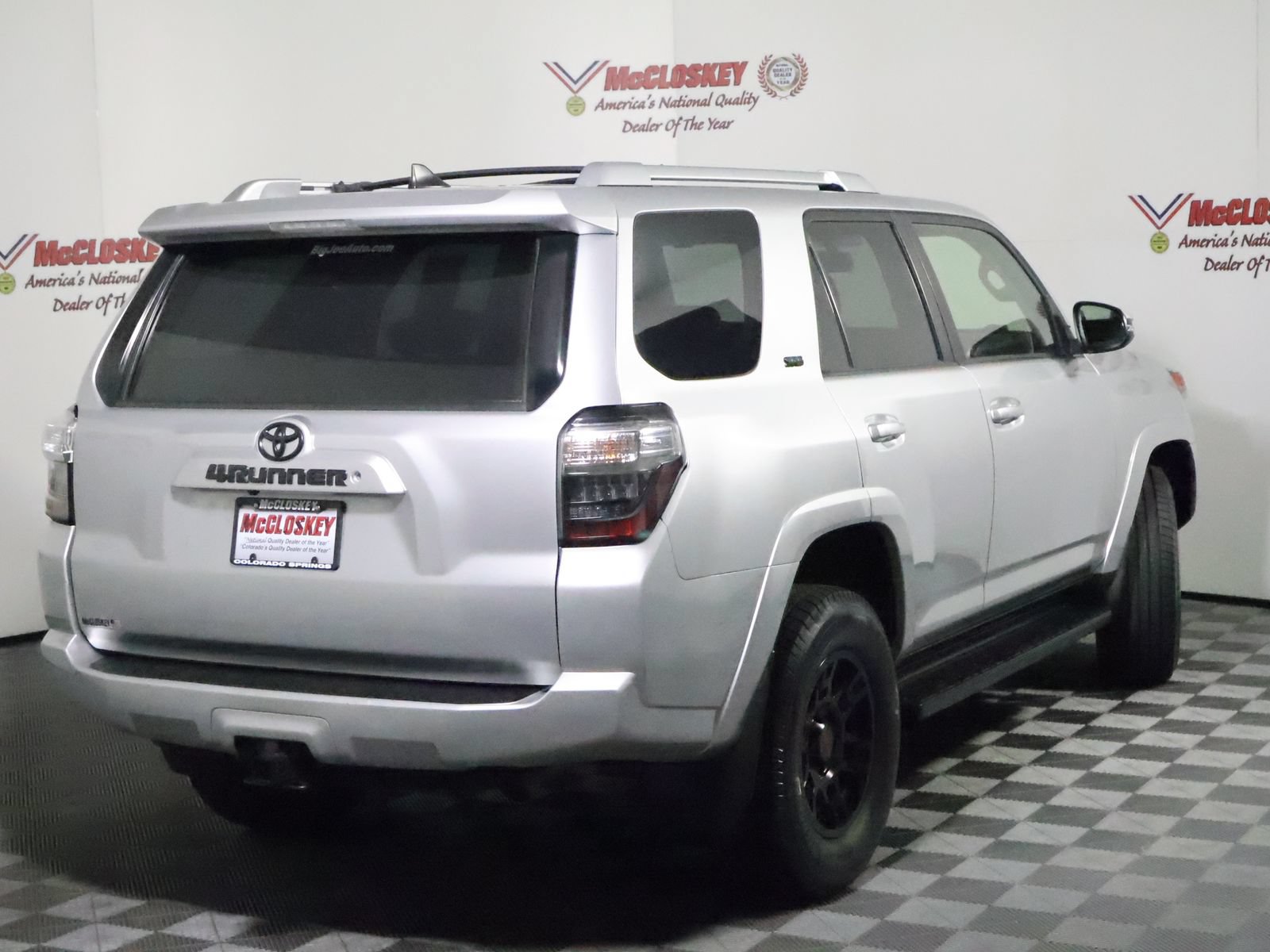 Used 2016 Toyota 4Runner SR5 Premium AWD/4WD image 5