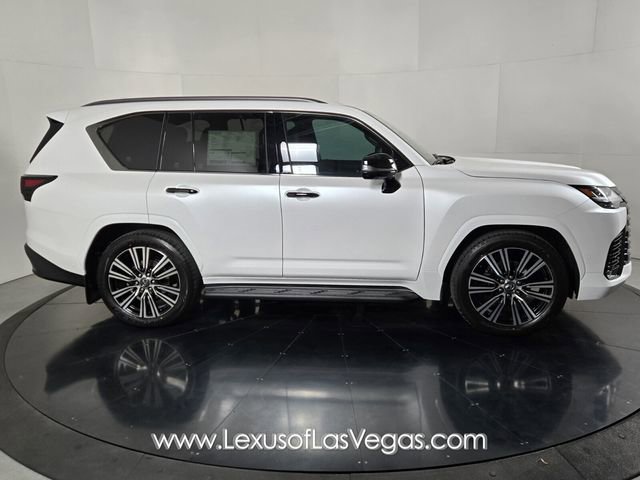 New 2026 Lexus LX 700h Luxury image 3