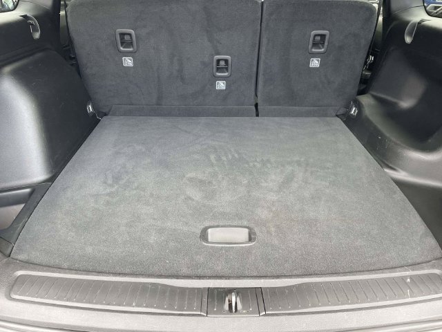Used 2024 Jeep Grand Cherokee Laredo AWD/4WD image 28