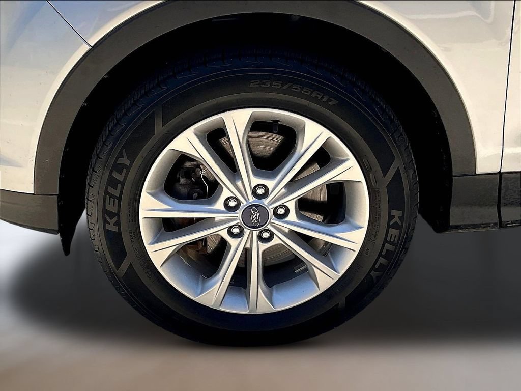 Used 2017 Ford Escape SE AWD/4WD image 35
