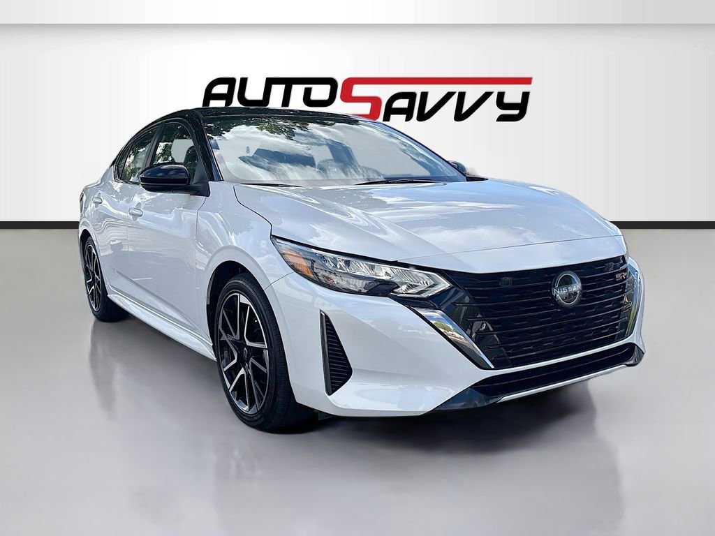 Used 2025 Nissan Sentra SR image 1