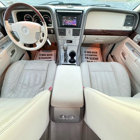 Used 2004 Lincoln Aviator Luxury AWD/4WD image 15