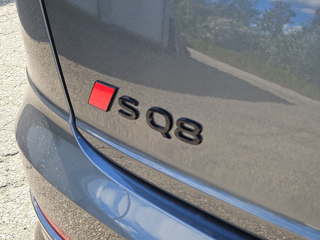 New 2027 Audi SQ8 Prestige AWD/4WD image 6