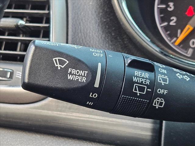 Used 2019 Jeep Grand Cherokee Altitude RWD image 5