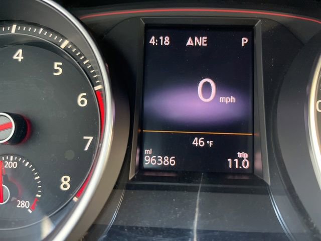 Used 2015 Volkswagen GTI SE image 19