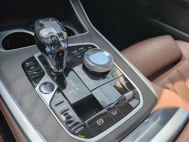 Used 2022 BMW X7 xDrive40i w/ Executive Package image 15