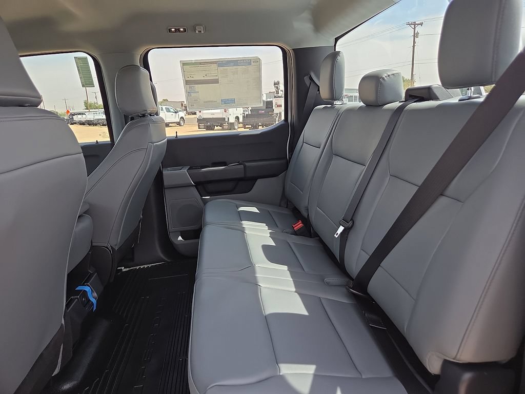 New 2026 Ford F250 XL w/ XL Off-Road Package AWD/4WD image 16