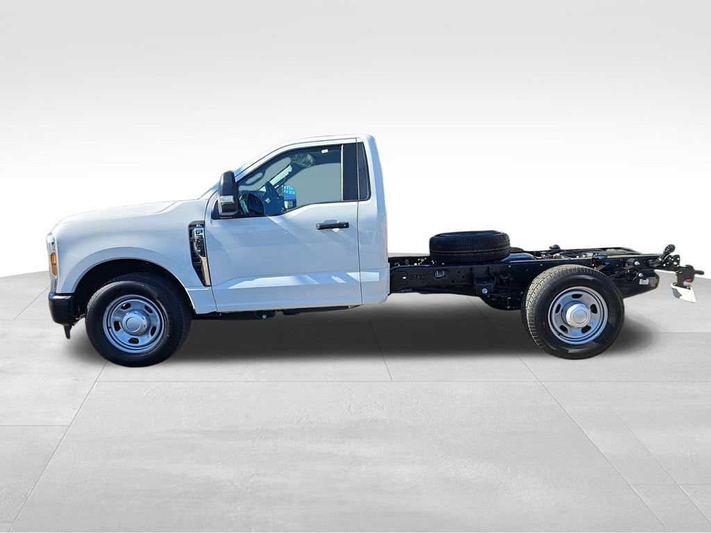 New 2026 Ford F350 XL image 6