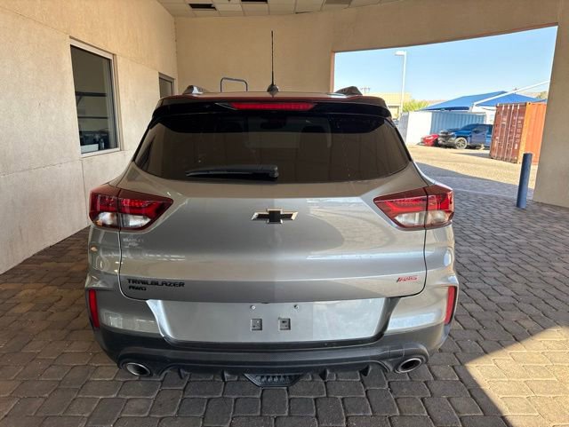 Used 2023 Chevrolet TrailBlazer RS w/ Sun and Liftgate Package AWD/4WD image 3