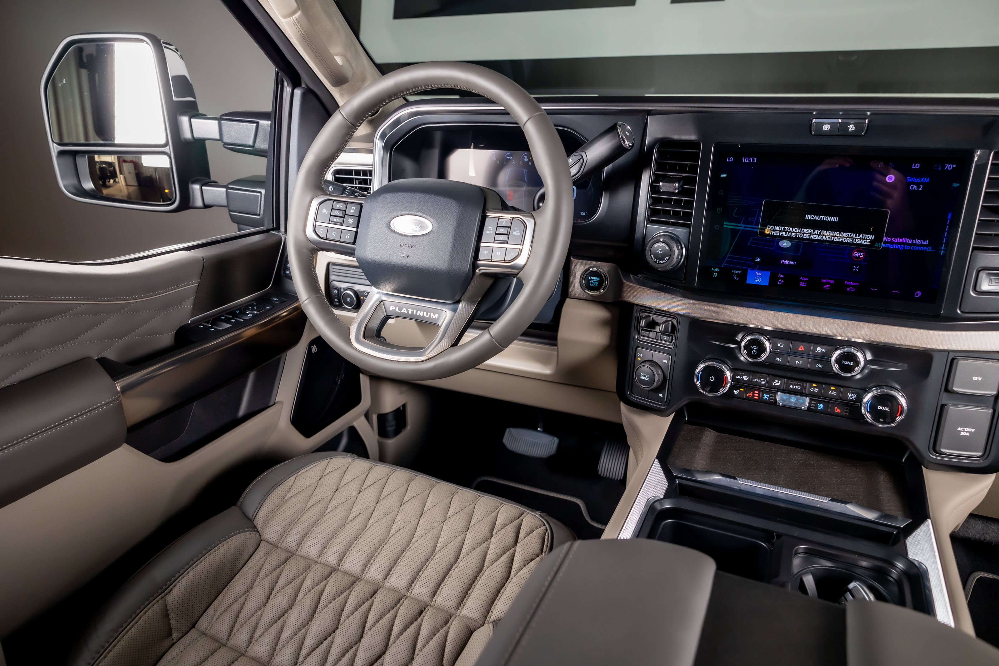 Used 2026 Ford F350 Platinum w/ Platinum Plus Package AWD/4WD image 7