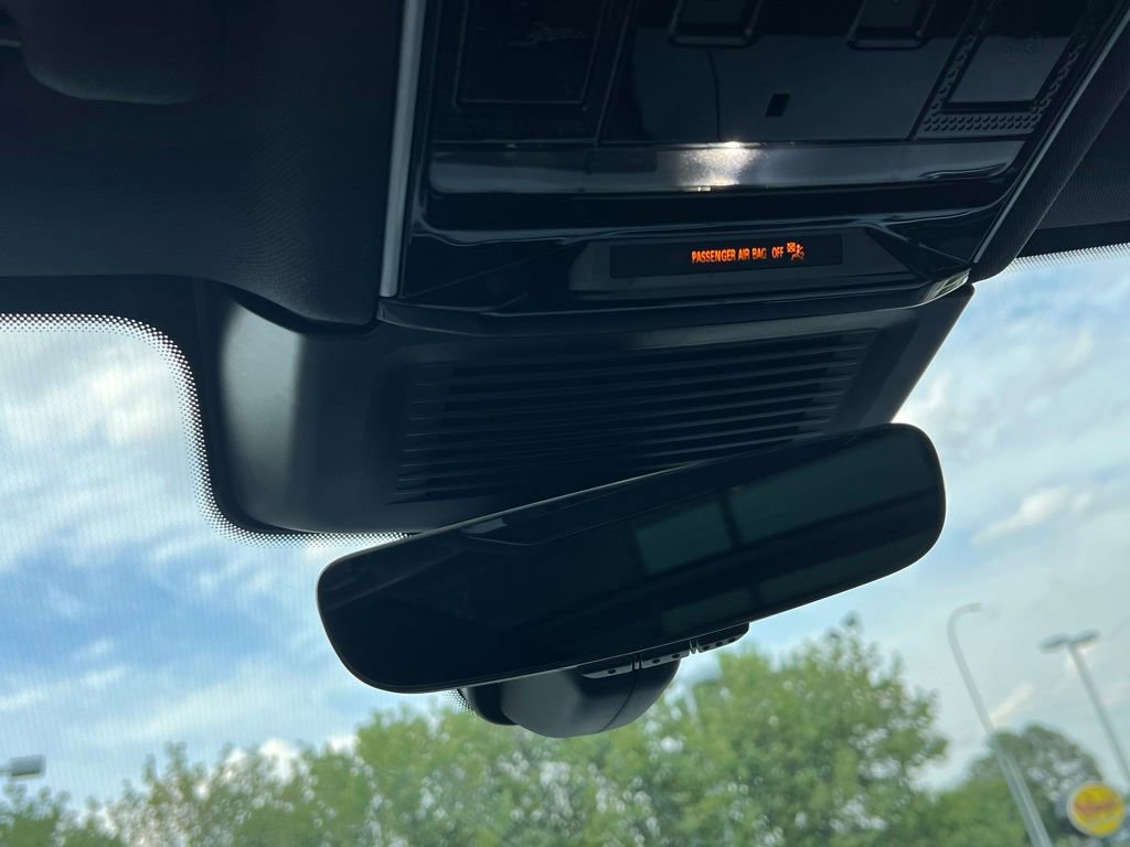 Used 2025 Land Rover Range Rover Sport Dynamic SE image 18