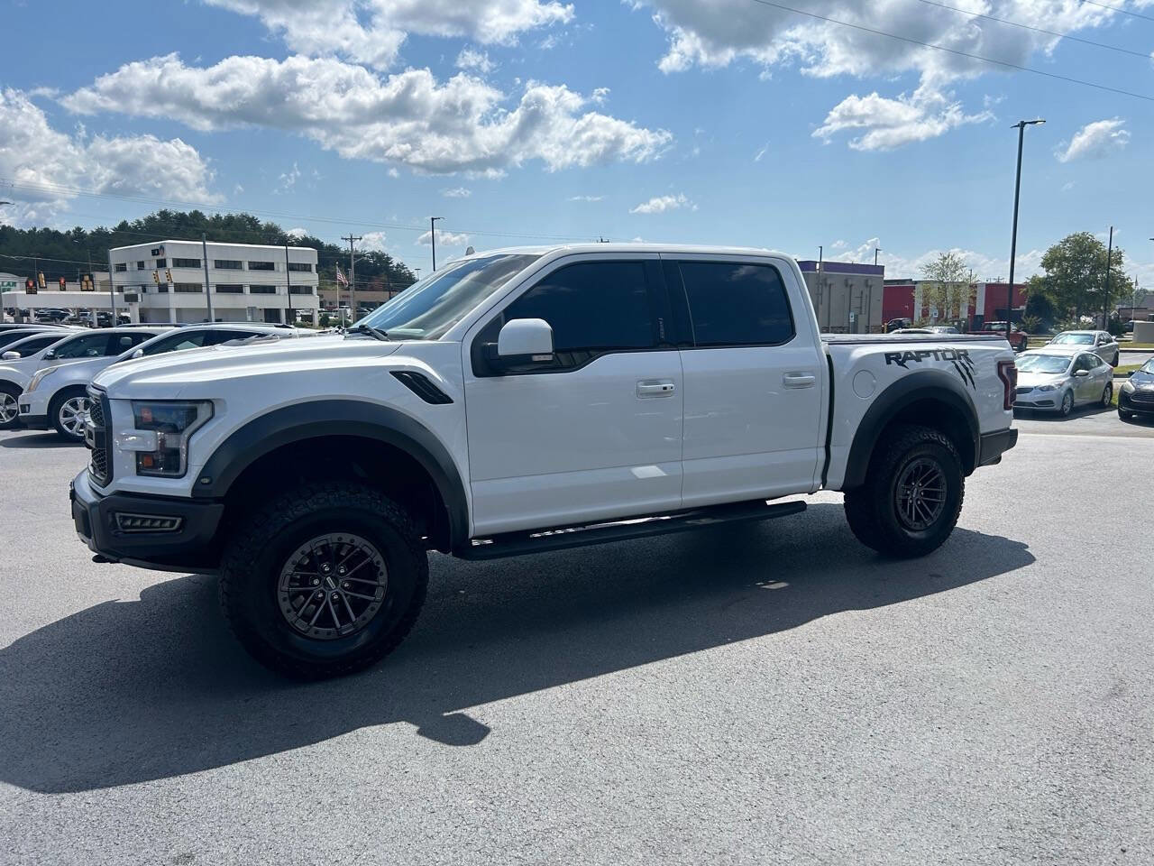 Used 2019 Ford F150 Raptor w/ Equipment Group 802A Luxury image 2